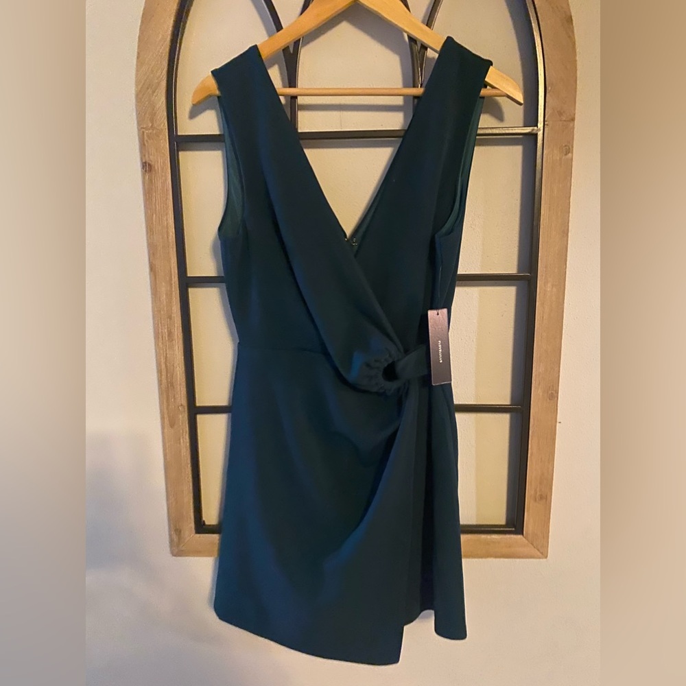Lulus Green Mini Dress- Medium NWT!